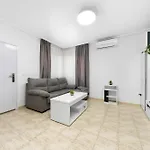 Perseo Sunrise Apartamento