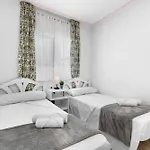 Perseo Sunrise Apartamento *