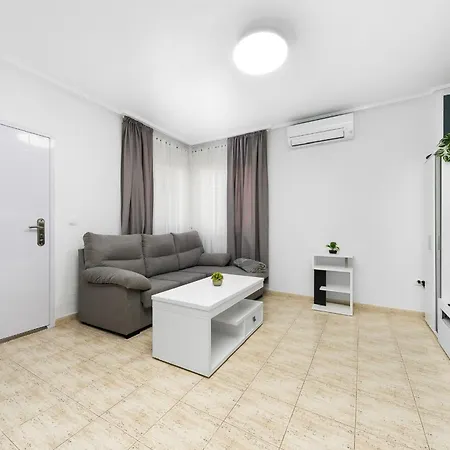 Perseo Sunrise شقة